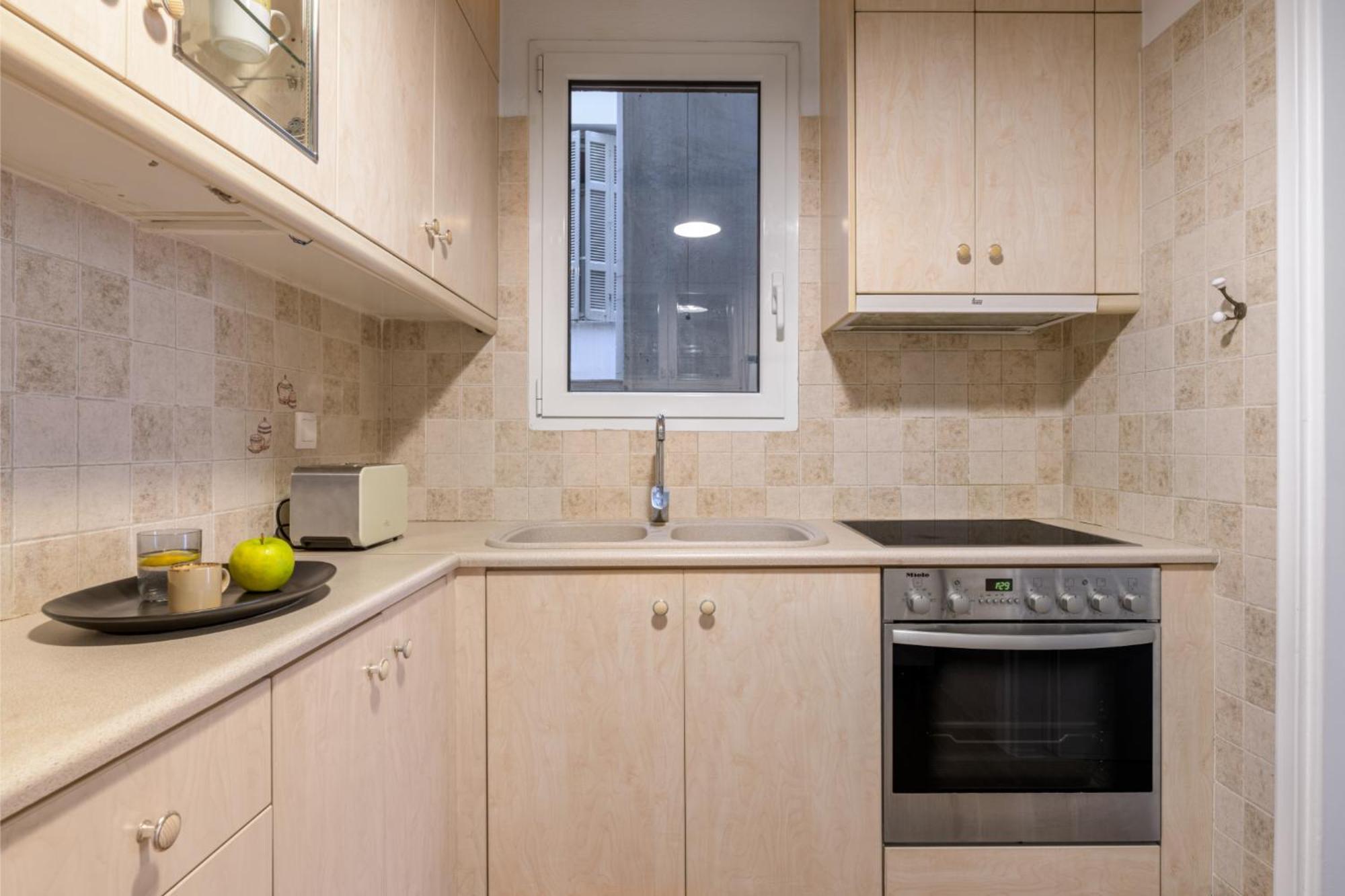 Apartment The Classic Residence, Acropolis By Aura Homes *