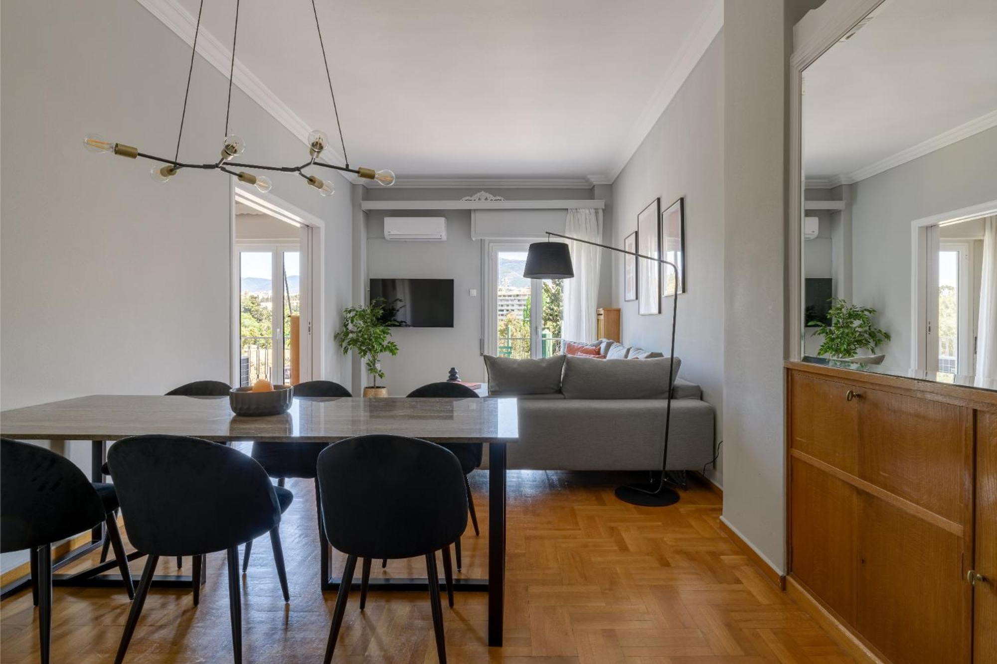Apartment The Classic Residence, Acropolis By Aura Homes