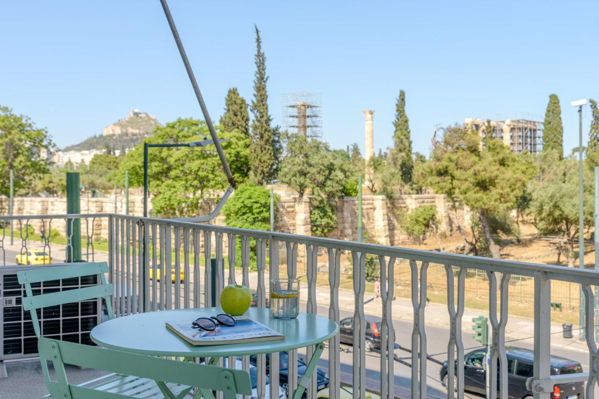 Apartment The Classic Residence, Acropolis By Aura Homes *